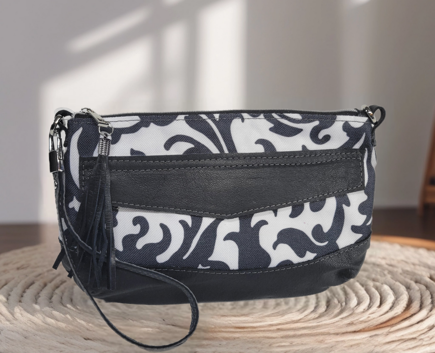 Clematis Wristlet/Crossbody