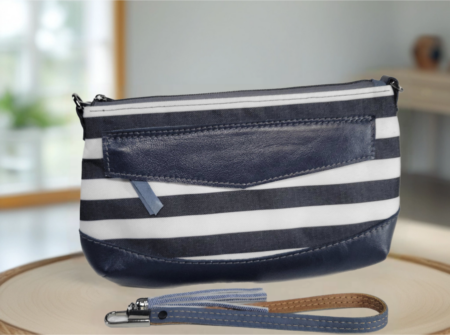 Clematis Wristlet/Crossbody