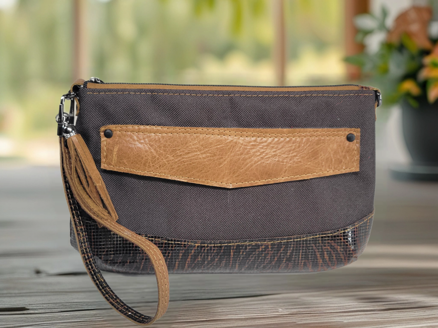 Clematis Wristlet/Crossbody