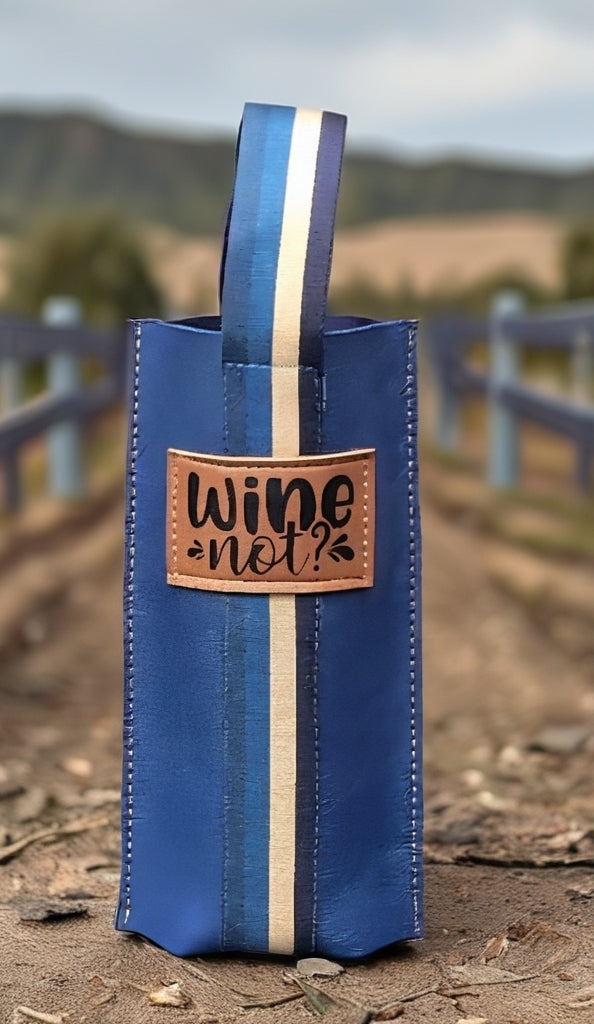 Wine Carrier Navy Dinner is Poured