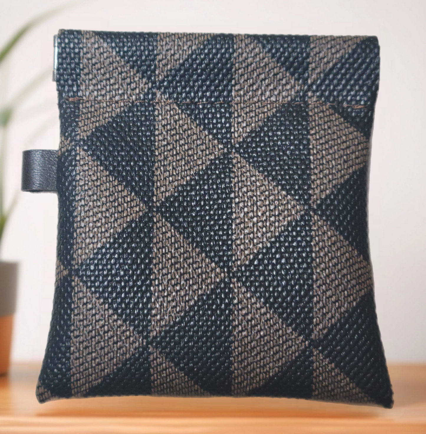 Pop Open Coin Pouch Large