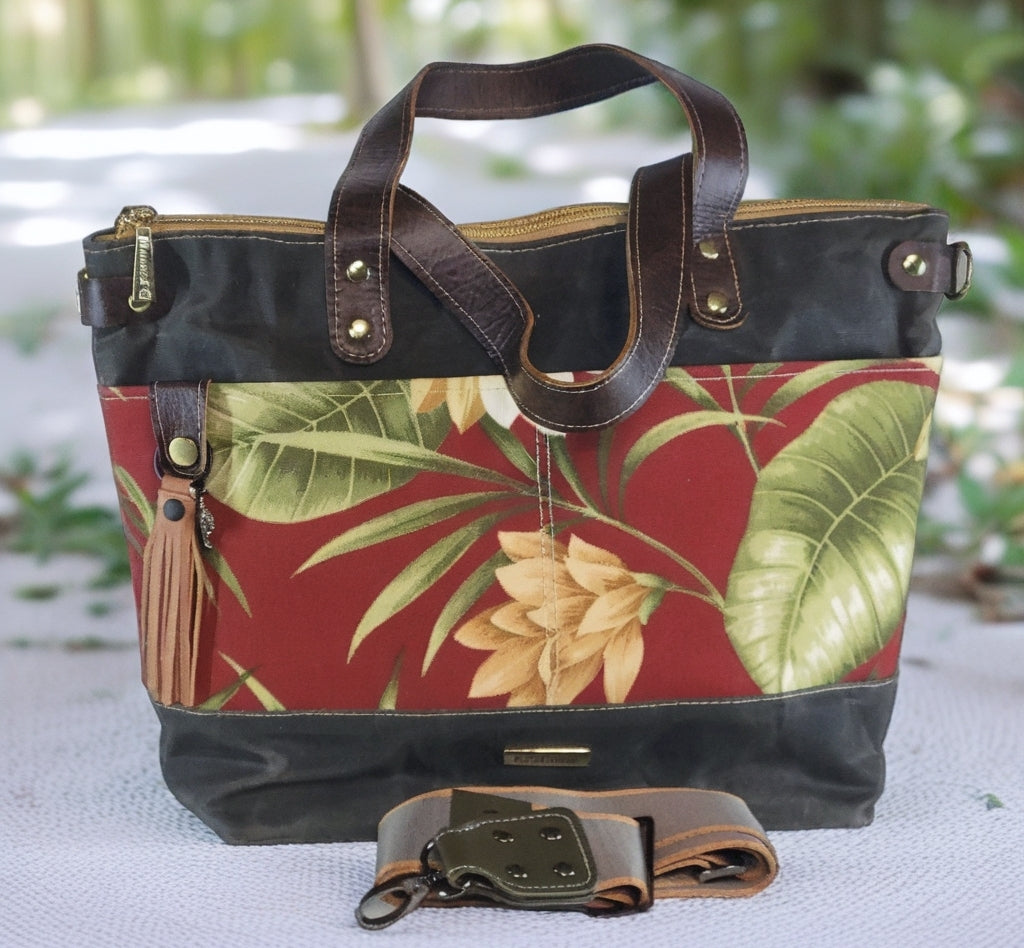 CamilleTote Green Waxed Canvas/Tropical Canvas