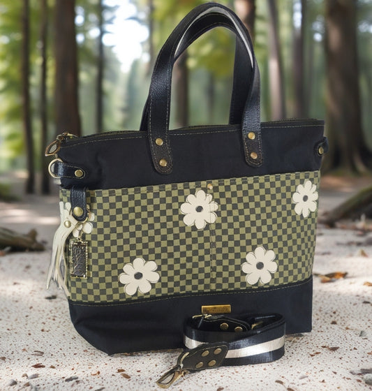 CamilleTote Black/Green Floral