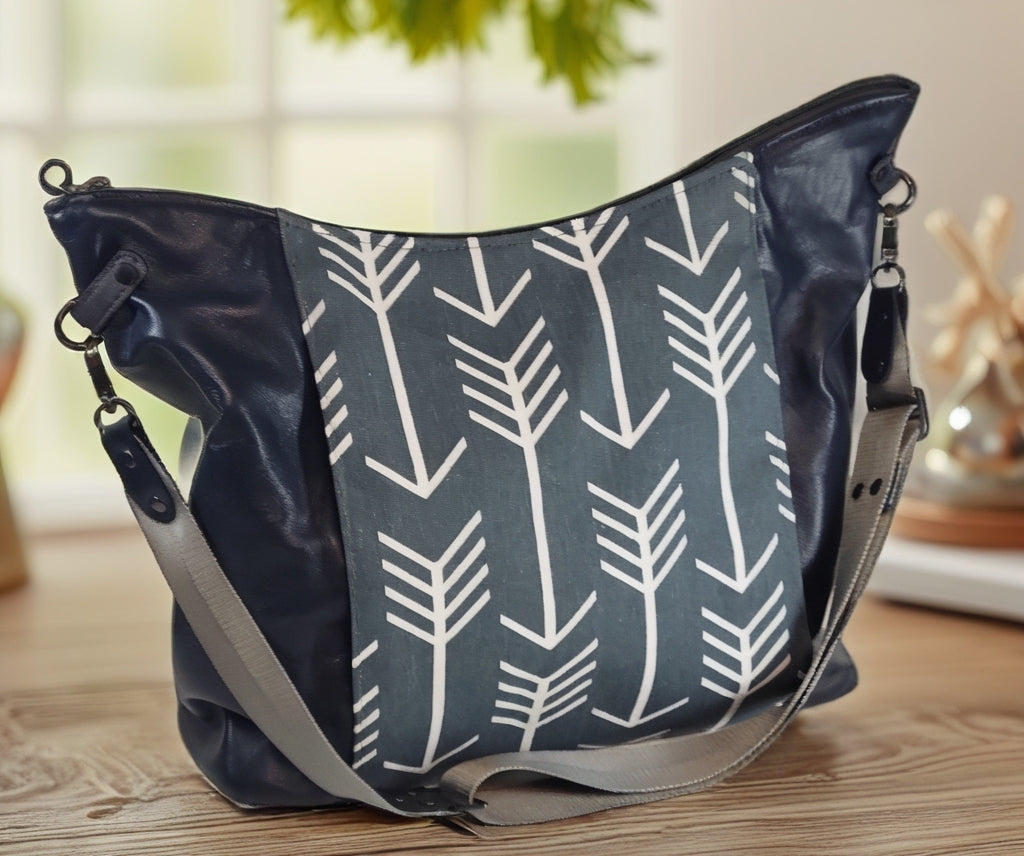 Tote Arrow Grey Canvas