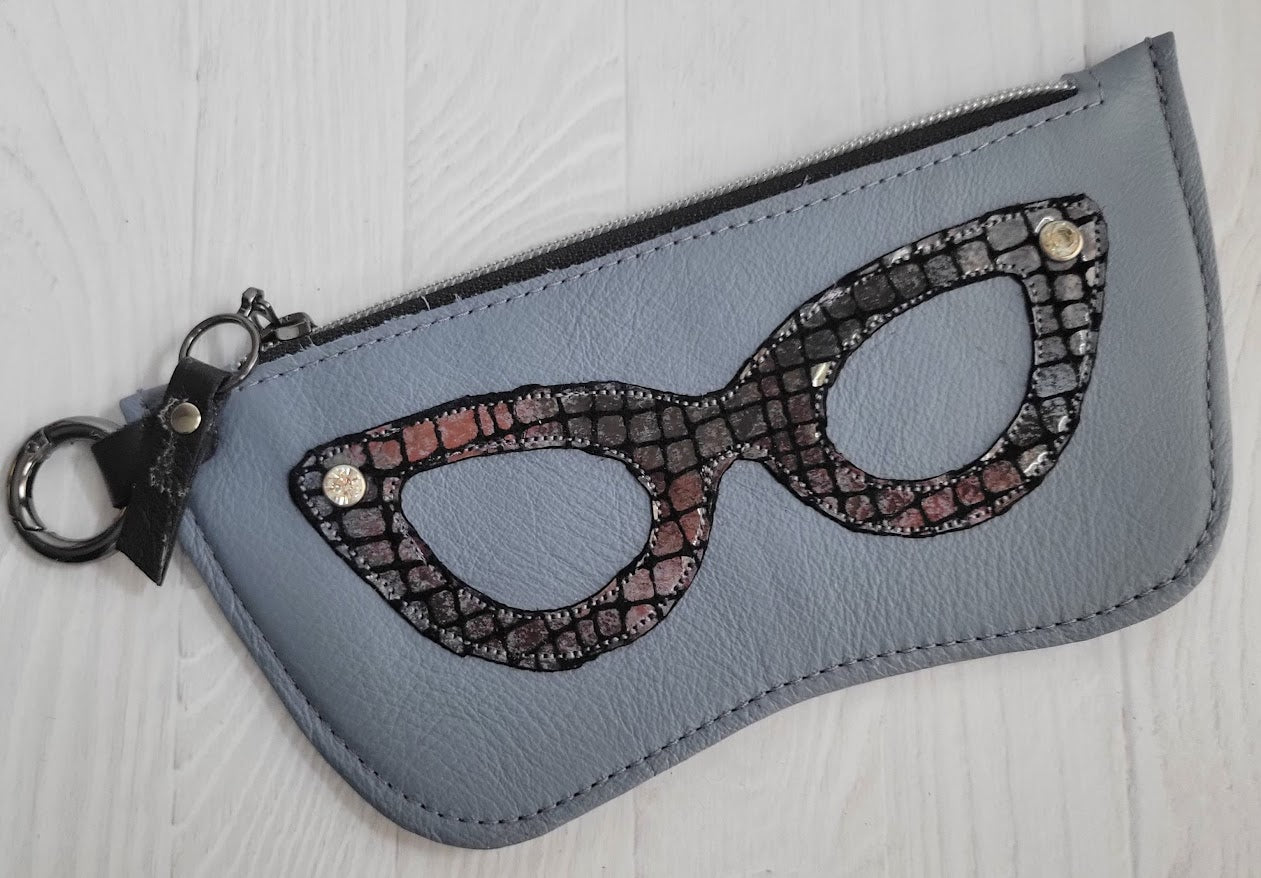 Glass Case - Zippered Applique